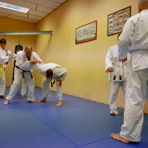 Gimnàs Pantiquet, Club Esportiu Pantiquet,Mollet del Vallès,Barcelona, tel. 935937750,clases Jiu Jitsu